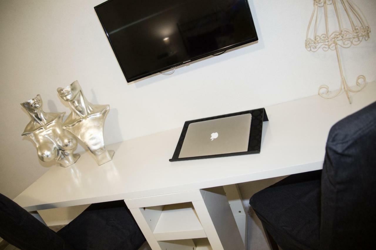 Aus Holiday Catania Villa Ngoại thất bức ảnh